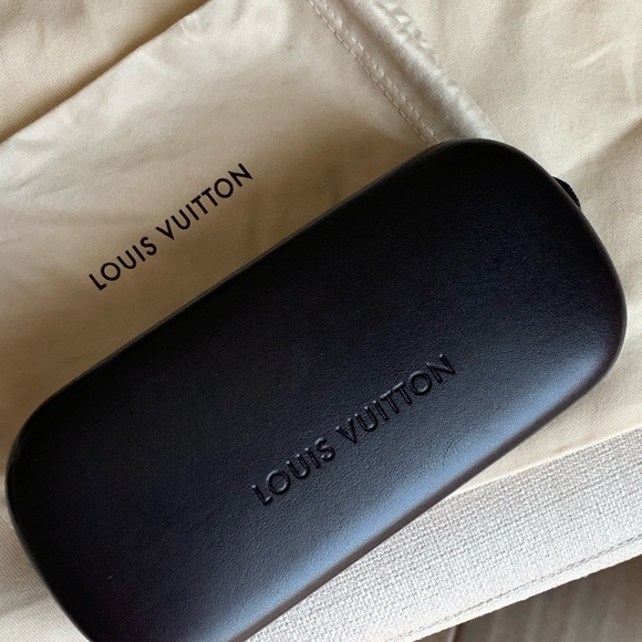 Louis Vuitton EVIDENCE Sunglasses 🔥🔥🔥 - Picture 9 of 11